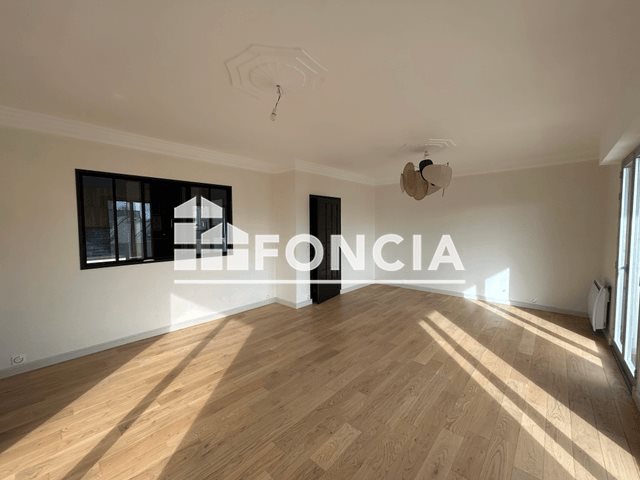 Appartement à louer, 81m², Dol-de-Bretagne