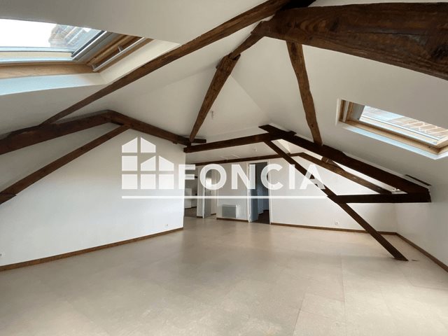 Appartement à louer, 60m², Orbec