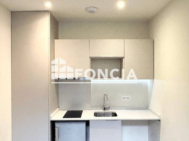 Appartement à louer, 23m², Saint-Etienne