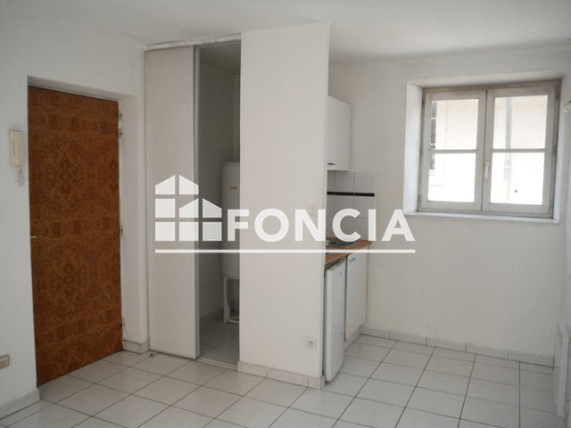 Appartement à louer, 24m², Nîmes