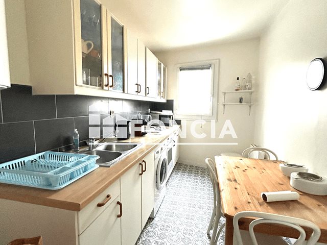 Appartement à louer, 69m², Paris 20ème