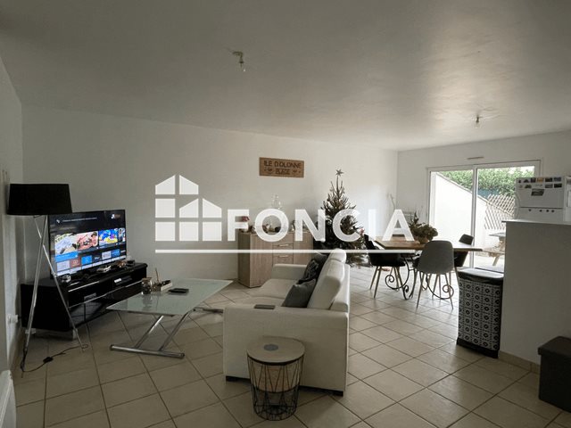 Maison à louer, 64m², Nesmy