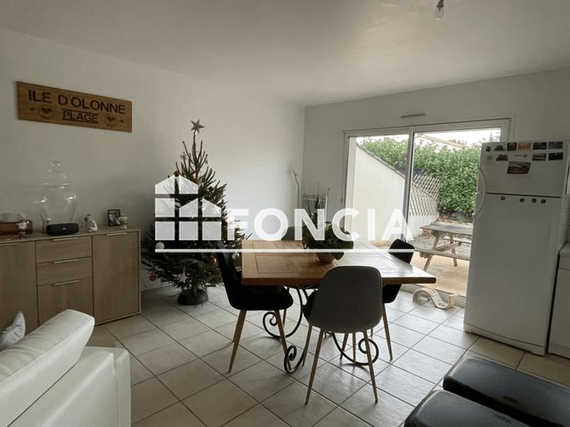 Maison à louer, 64m², Nesmy