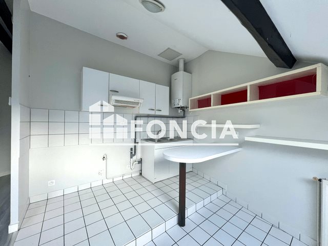 Appartement à louer, 44m², Saint-Etienne