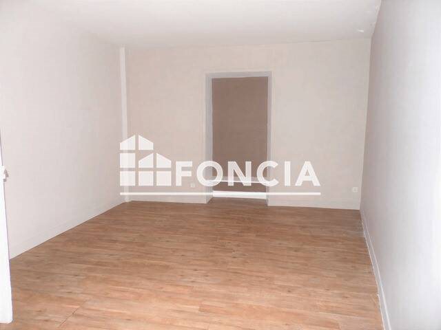 Appartement à louer, 102m², Chinon