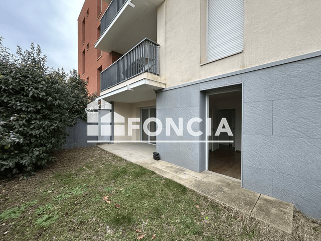 Appartement à louer, 43m², Sathonay-Camp