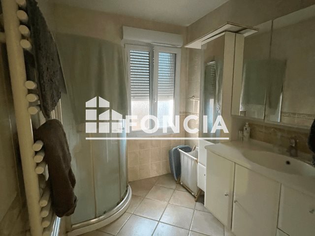 Maison à louer, 76m², Lunel