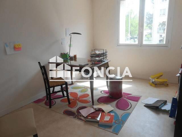 Appartement à louer, 53m², Limoges