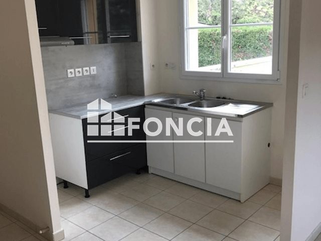 Appartement à louer, 45m², Villemandeur