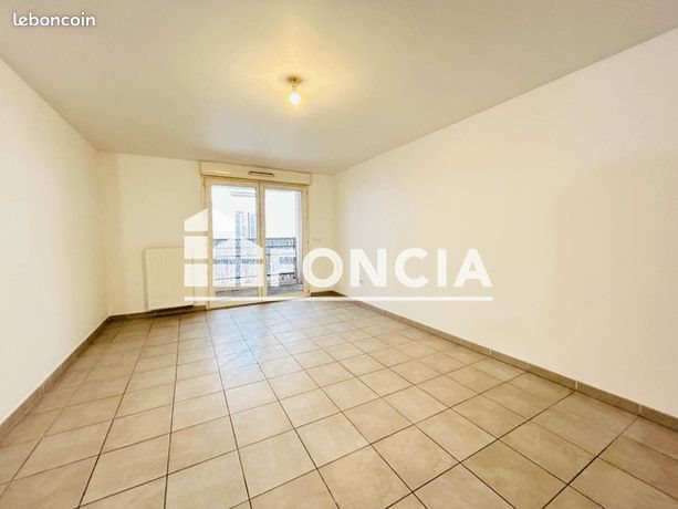 Appartement à louer, 59m², Toulon