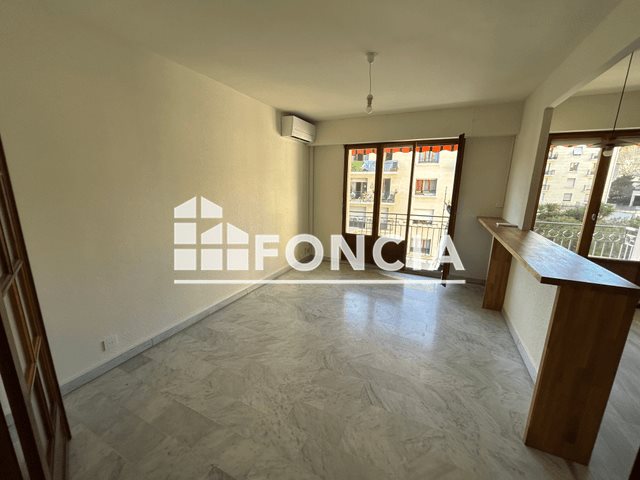 Appartement à louer, 66m², Nîmes