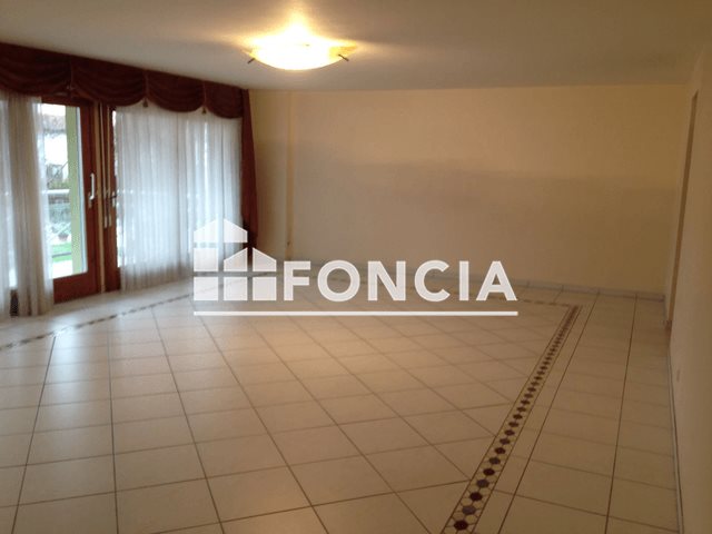 Appartement à louer, 134m², Ferney-Voltaire