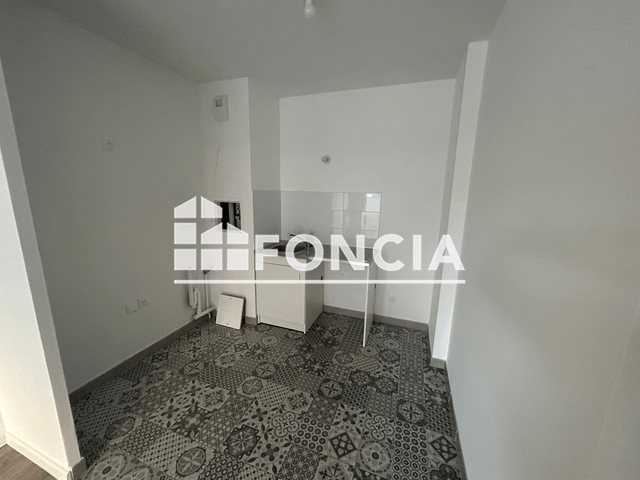 Appartement à louer, 45m², Lognes
