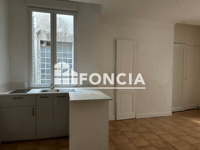 Appartement à louer, 32m², Nîmes