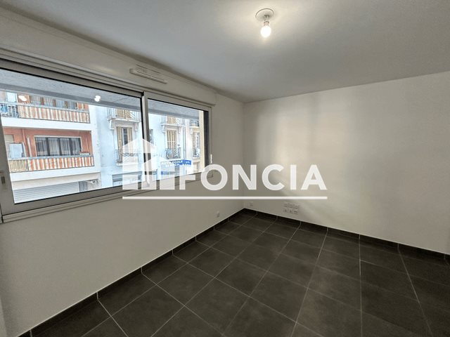 Appartement à louer, 24m², Nice