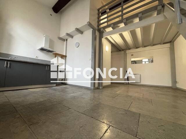 Appartement à louer, 45m², Nîmes