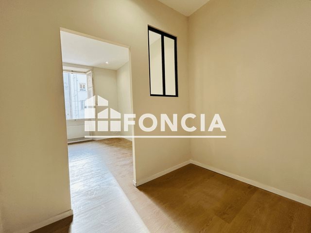 Appartement à louer, 27m², Toulon
