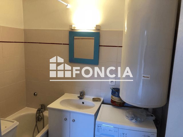 Appartement à louer, 28m², Saint-Rémy-de-Provence