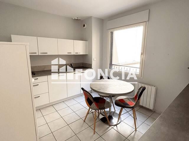 Appartement à louer, 75m², Saint-Etienne