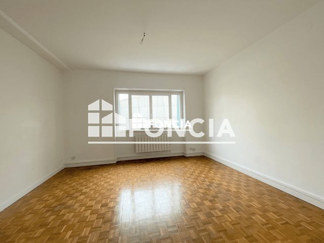 Appartement à louer, 77m², Voiron