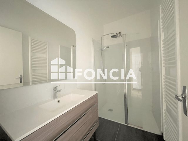 Appartement à louer, 77m², Voiron