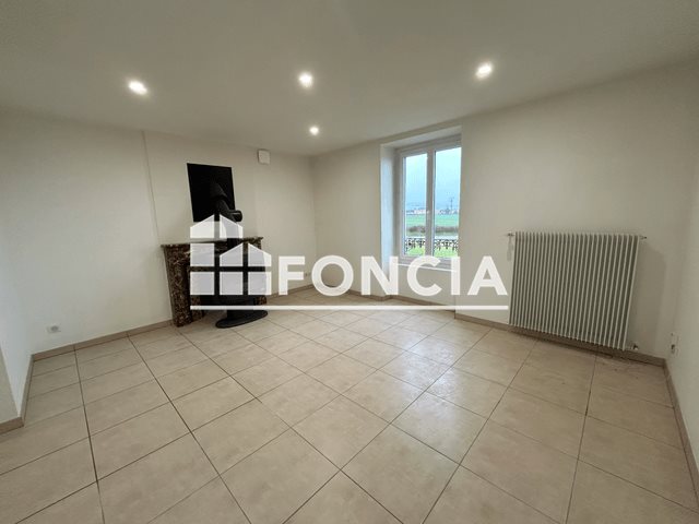 Maison à louer, 116m², Commelle-Vernay