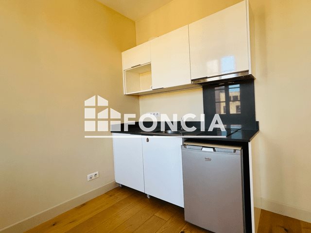 Appartement à louer, 27m², Toulon