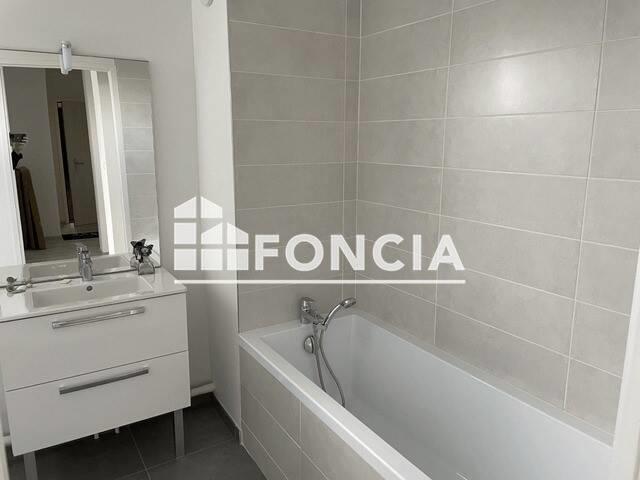 Appartement à louer, 68m², Lesquin