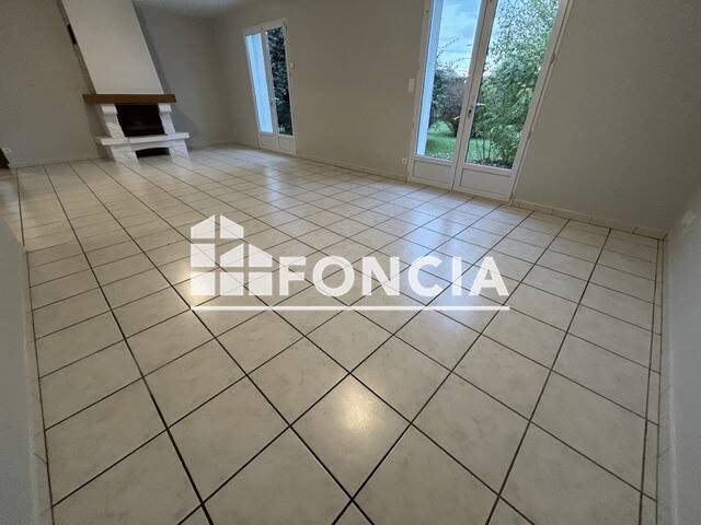 Maison à louer, 94m², Vouillé