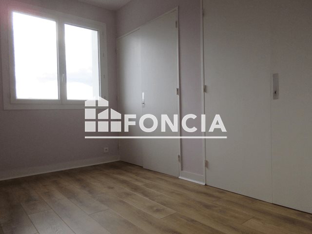 Appartement à louer, 75m², Oloron-Sainte-Marie