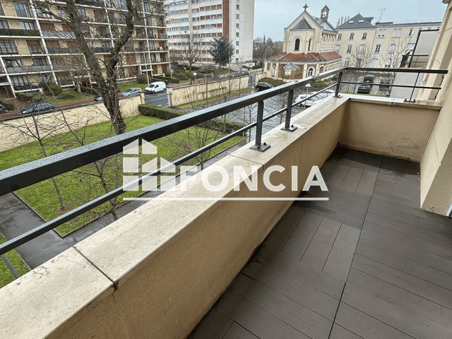 Appartement à louer, 45m², Viry-Châtillon