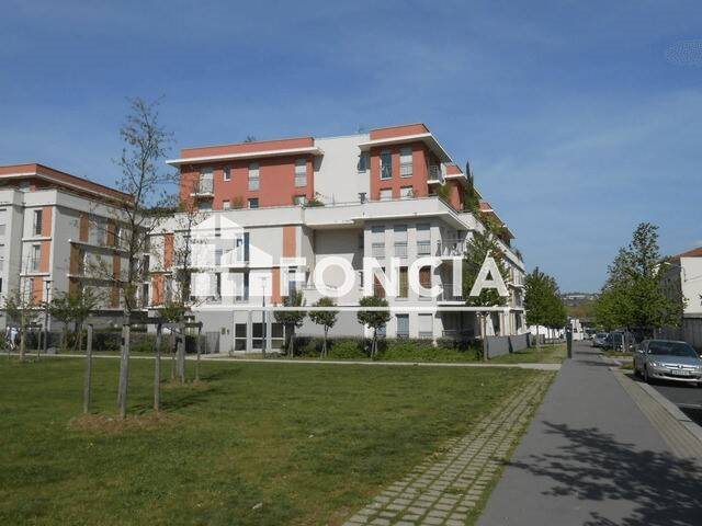 Appartement à louer, 21m², Saint-Etienne