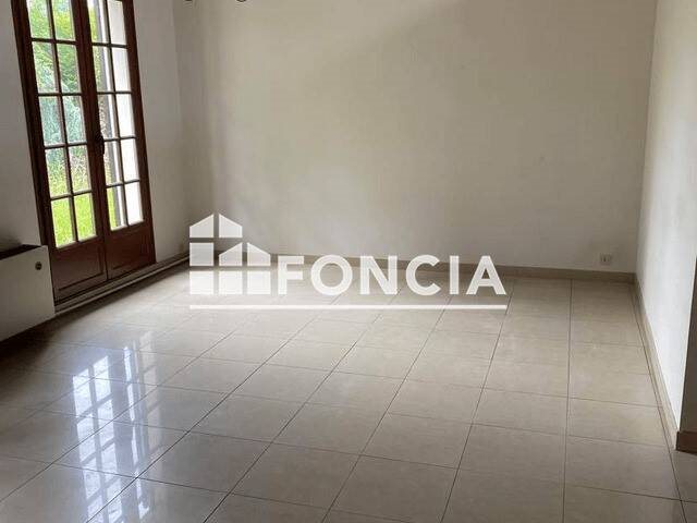 Maison à louer, 112m², Magnanville