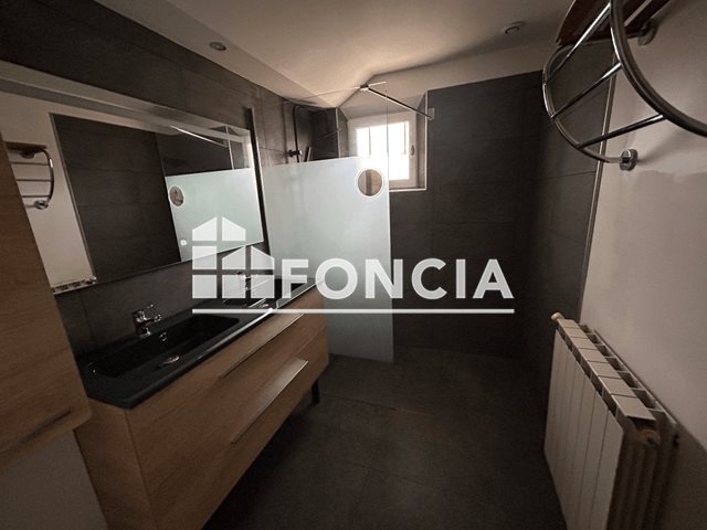 Maison à louer, 70m², Bagnols-sur-Cèze