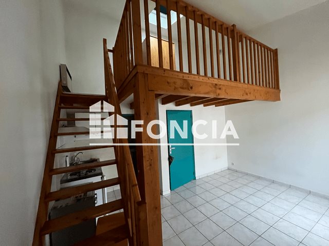 Appartement à louer, 29m², Sainte-Livrade-sur-Lot