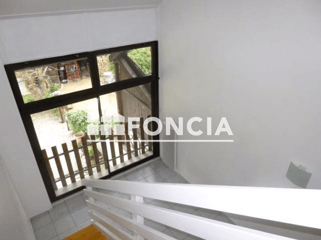 Appartement à louer, 28m², Bresson