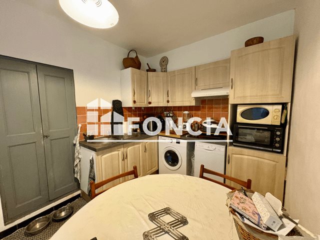 Maison à louer, 63m², Caves