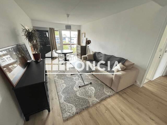 Appartement à louer, 73m², Tours