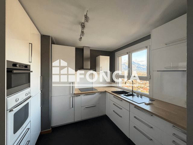 Appartement à louer, 71m², Domène