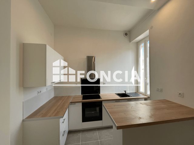 Appartement à louer, 40m², Nîmes