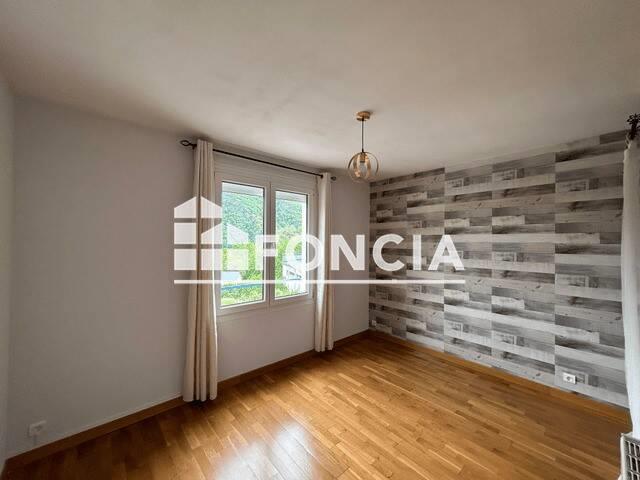 Appartement à louer, 65m², Revin