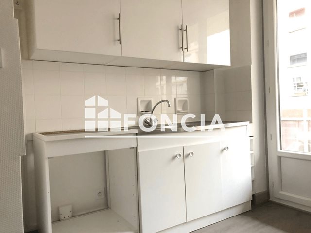 Appartement à louer, 47m², Saint-Etienne