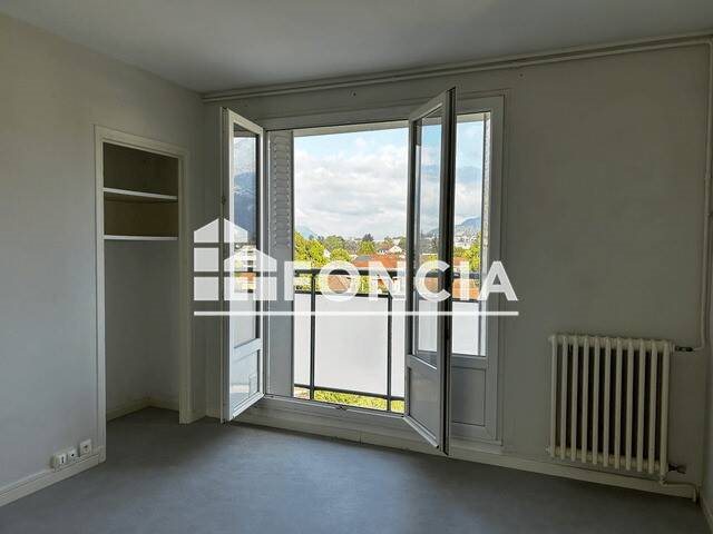 Appartement à louer, 51m², Saint-Egrève