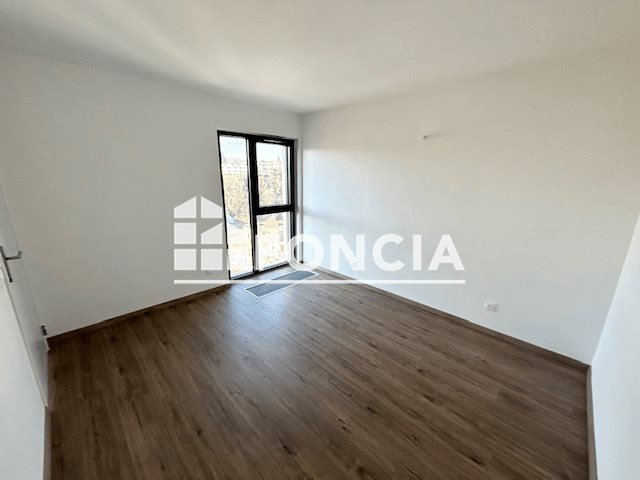 Appartement à louer, 90m², Saint-Priest-en-Jarez