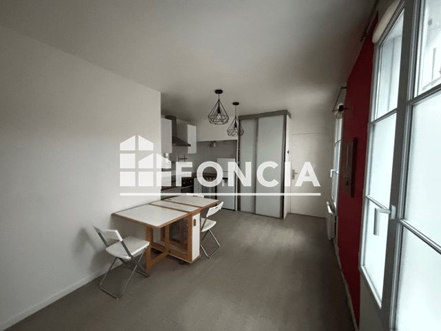 Appartement à louer, 32m², Paris 18ème