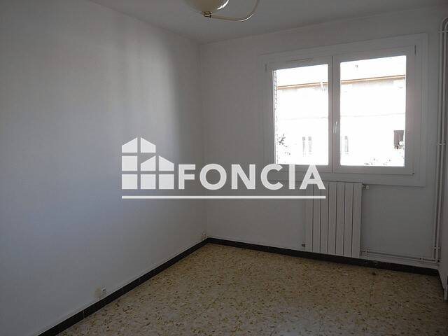 Appartement à louer, 31m², Nîmes