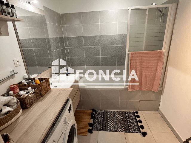 Appartement à louer, 58m², Aubagne