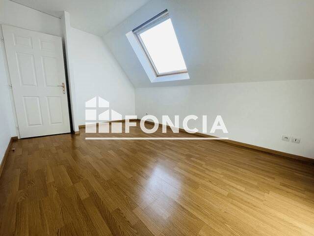 Appartement à louer, 80m², Groslay