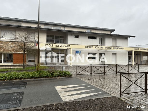 Appartement à louer, 59m², Orléans