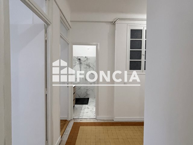 Appartement à louer, 70m², Nice